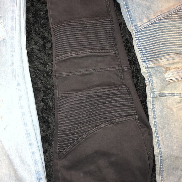 3 Pair of pacsun jeans - Picture 2 of 5